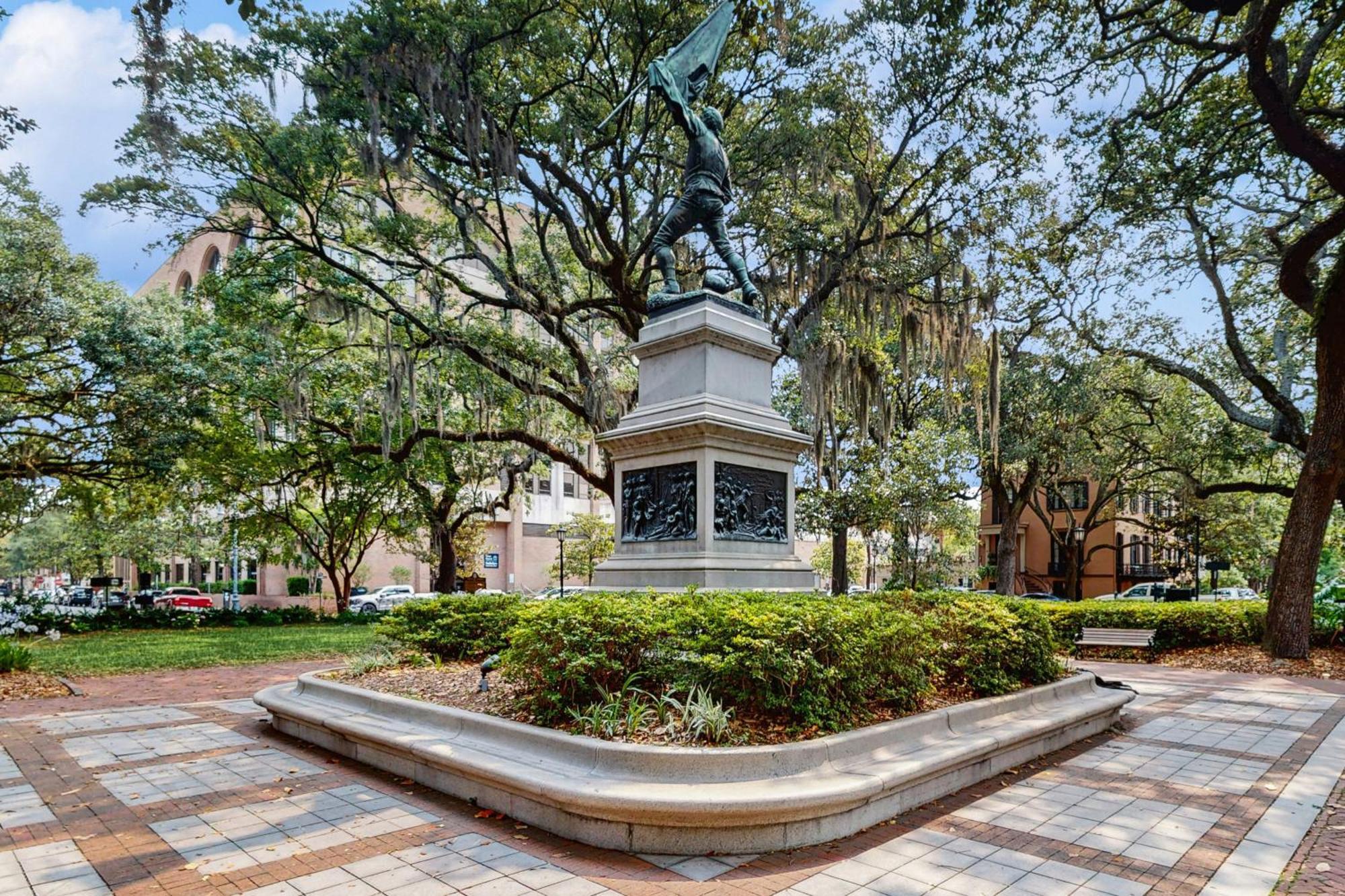 Garden Level On Charlton Savannah Exterior foto